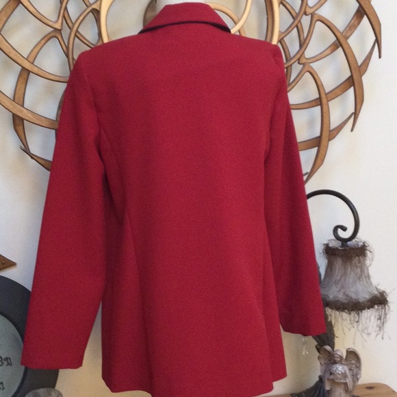 Gorgeous Alfred Dunner Red w Black Piping Jacket Sz 8 NWOT - Picture 3 of 6
